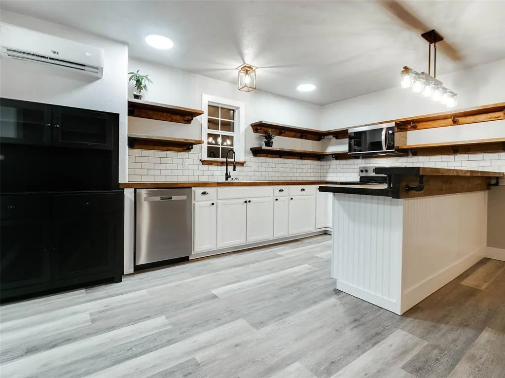 Photo 10 — 922 N CONCORD Avenue, Davenport, OK 74026