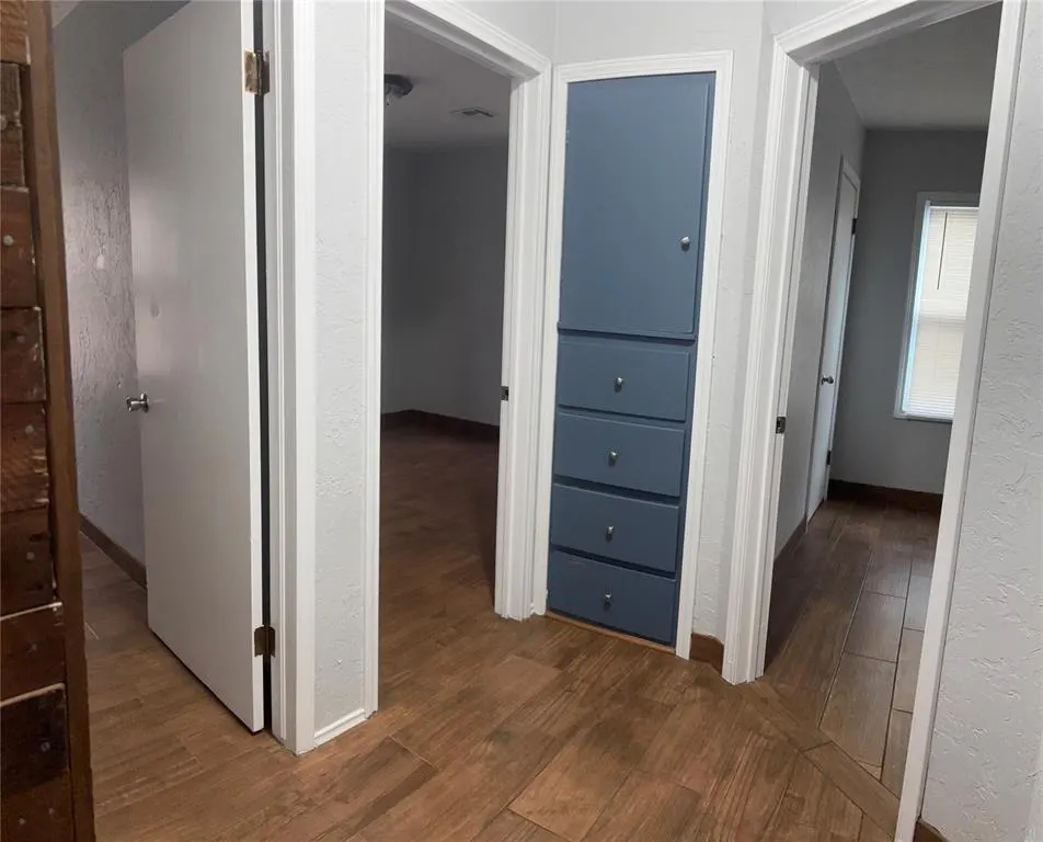 Photo 5 — 805 W Judy Avenue, Altus, OK 73521