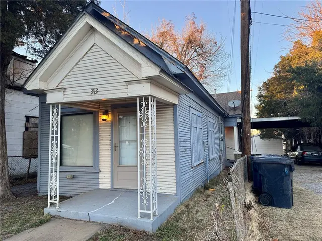 Front exterior — 313 SW 23rd Street, Oklahoma City, OK 73109