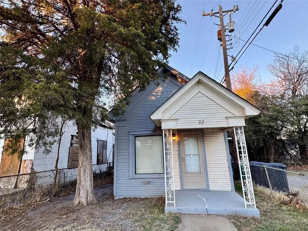 Photo 3 — 313 SW 23rd Street, Oklahoma City, OK 73109