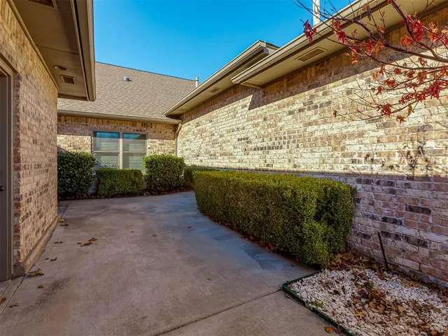 Photo 3 — 12515 W Greenlea Chase, Oklahoma City, OK 73170