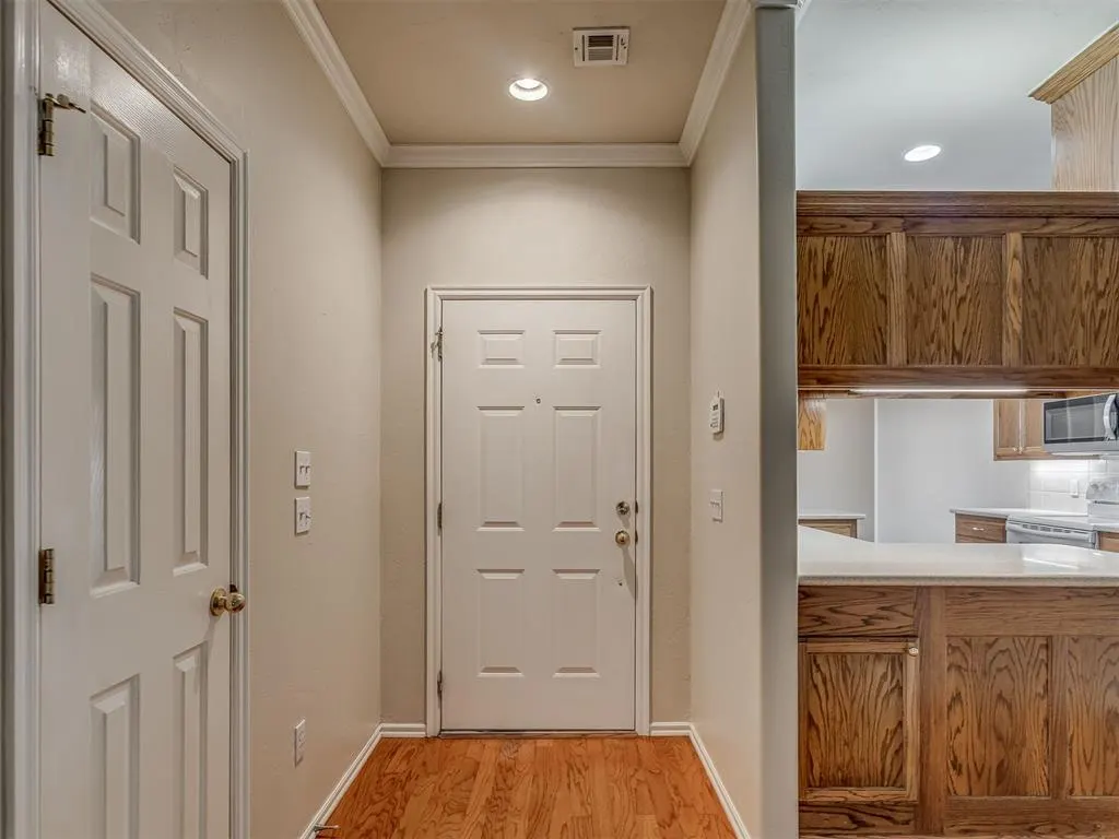 Photo 6 — 12515 W Greenlea Chase, Oklahoma City, OK 73170