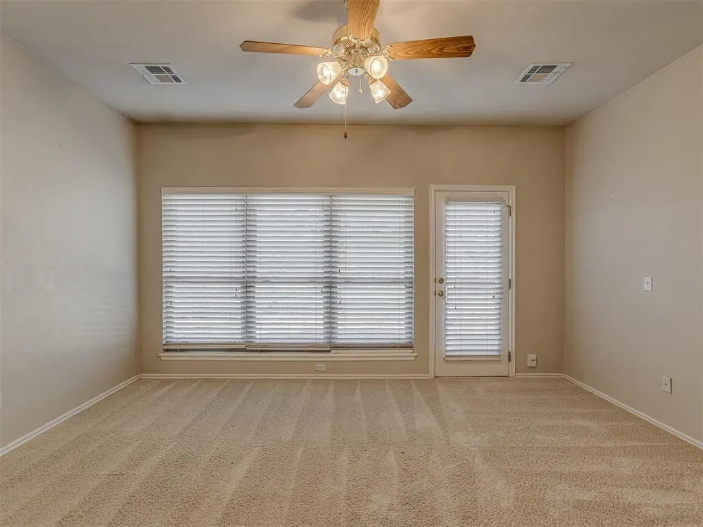 Photo 12 — 12515 W Greenlea Chase, Oklahoma City, OK 73170