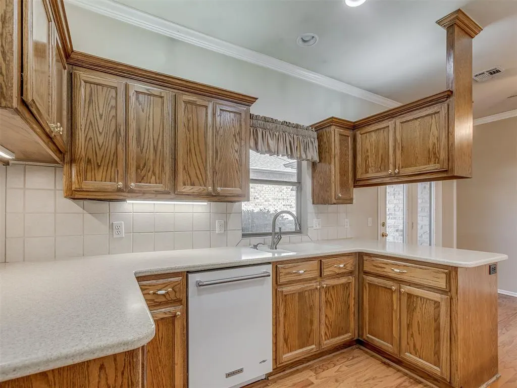 Photo 16 — 12515 W Greenlea Chase, Oklahoma City, OK 73170