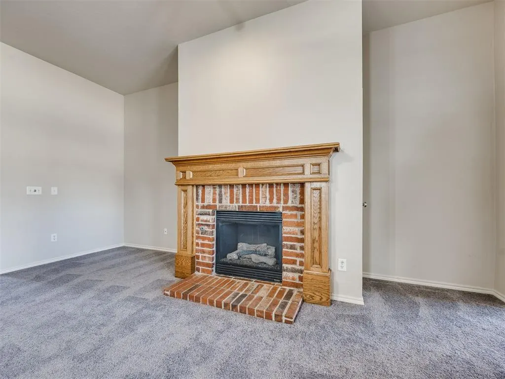 Photo 8 — 312 Lone Oak Drive, Norman, OK 73071