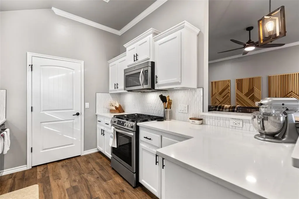 Photo 11 — 12516 Edison Drive, Oklahoma City, OK 73120