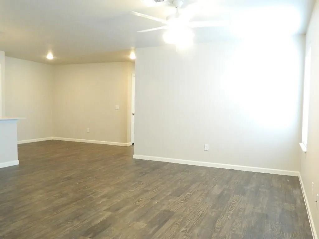 Photo 2 — 4910 Avion Court, Oklahoma City, OK 73135