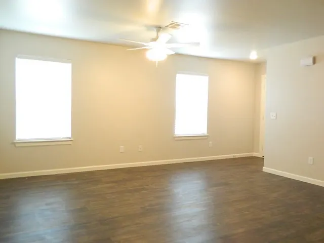 Photo 3 — 4910 Avion Court, Oklahoma City, OK 73135