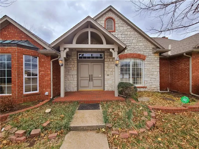 Front exterior — 5604 NW 106th Street, Oklahoma City, OK 73162