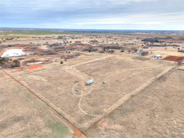 Photo 5 — 2398 Andy Ave NW, Piedmont, OK 73078