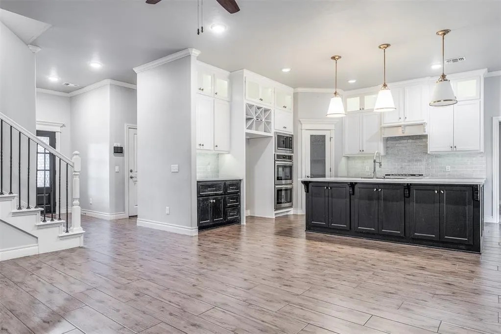Photo 14 — 12813 Red Spruce Circle, Oklahoma City, OK 73142