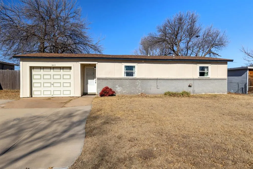 Front exterior — 1411 NW Ozmun Avenue, Lawton, OK 73507