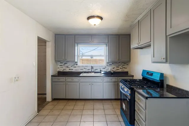 Photo 7 — 1411 NW Ozmun Avenue, Lawton, OK 73507