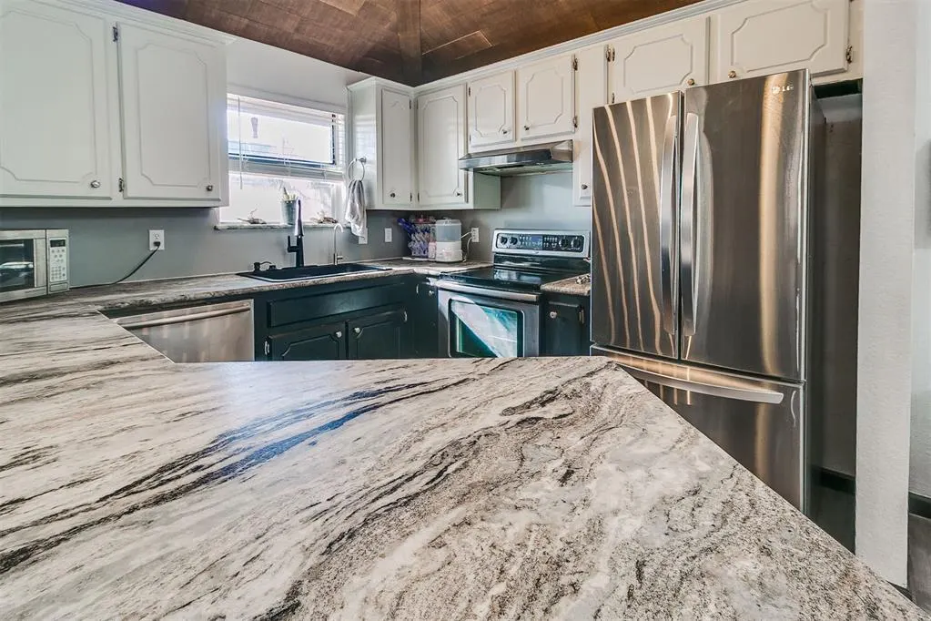 Photo 6 — 7920 NW 82nd Street, Oklahoma City, OK 73132