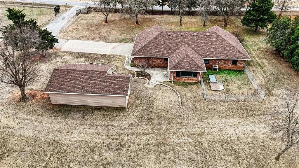 Photo 32 — 2358 County Road 1222, Blanchard, OK 73010