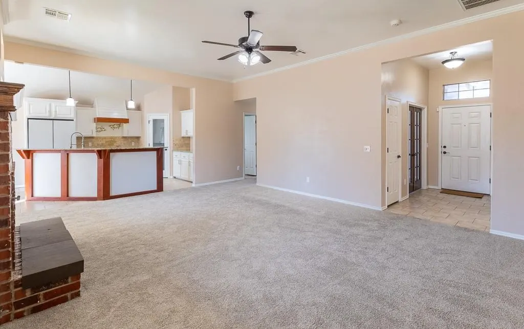 Photo 10 — 808 Canyon Drive, Yukon, OK 73099