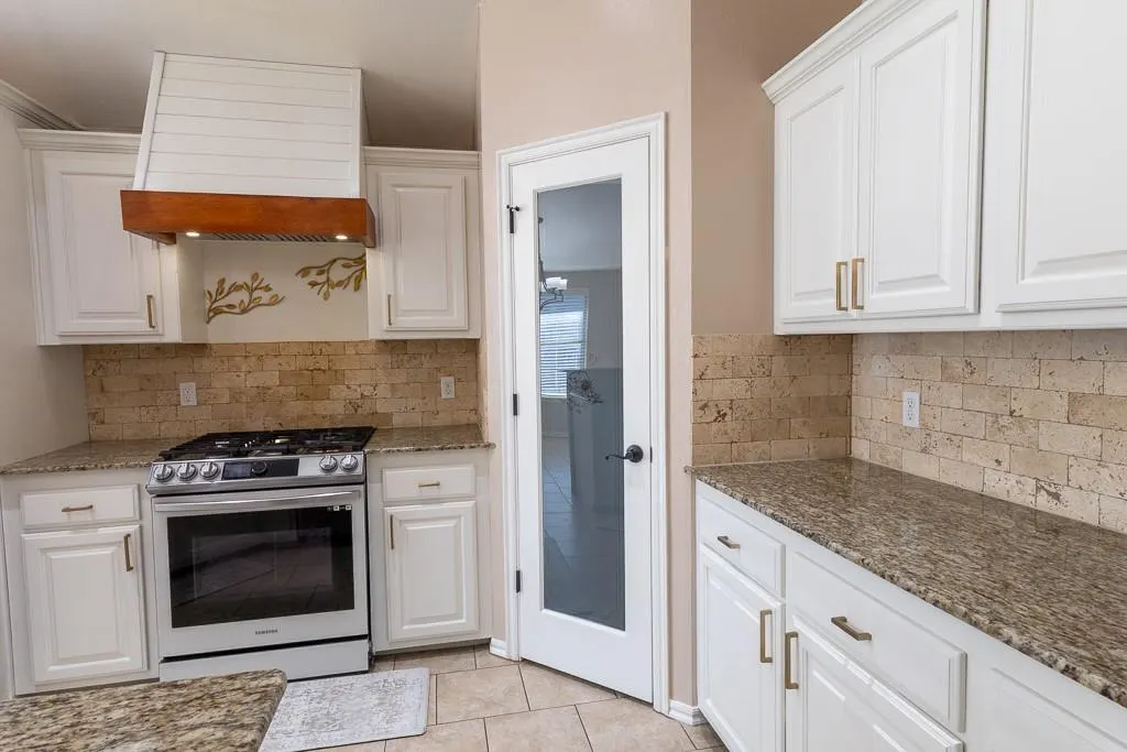 Photo 12 — 808 Canyon Drive, Yukon, OK 73099