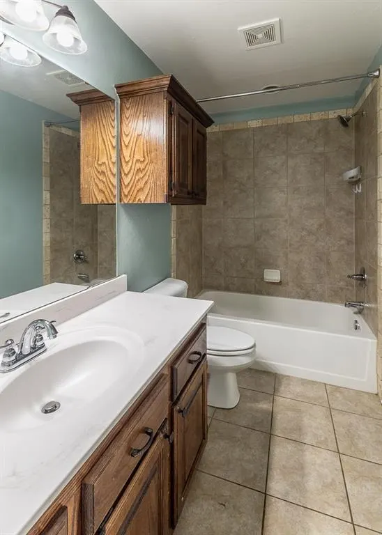 Photo 18 — 808 Canyon Drive, Yukon, OK 73099