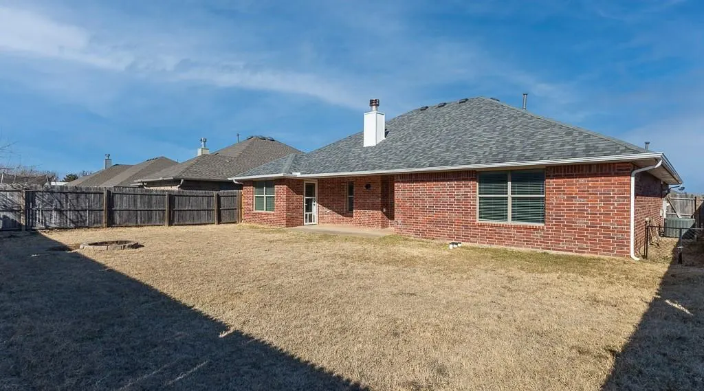 Photo 37 — 808 Canyon Drive, Yukon, OK 73099