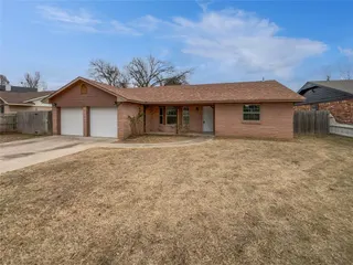 Sold home at 2539 Cypress Avenue