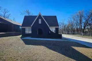 Sold home at 1424 NE 10th Street