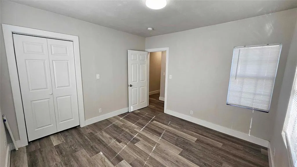 Photo 24 — 1424 NE 10th Street, Oklahoma City, OK 73117