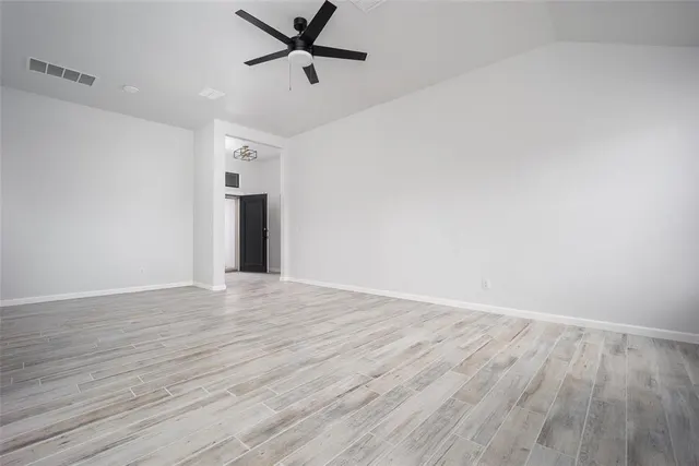 Photo 7 — 5008 SE 85th Street, Oklahoma City, OK 73135
