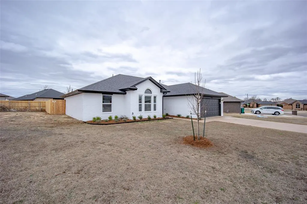 Photo 3 — 5008 SE 85th Street, Oklahoma City, OK 73135