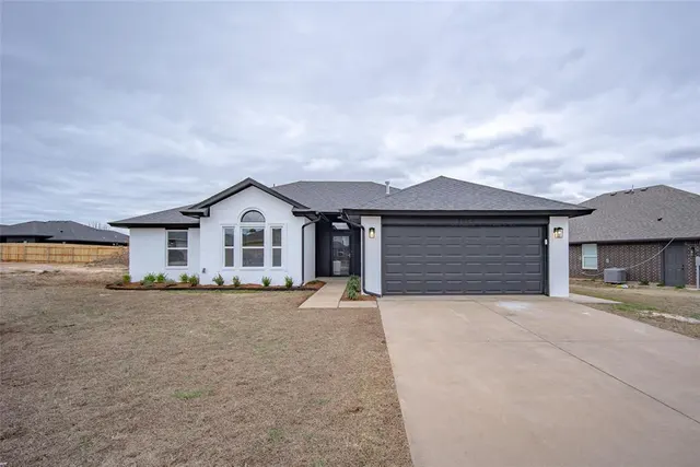 Front exterior — 5008 SE 85th Street, Oklahoma City, OK 73135