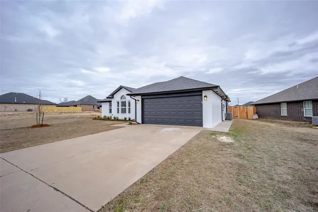 Photo 4 — 5008 SE 85th Street, Oklahoma City, OK 73135