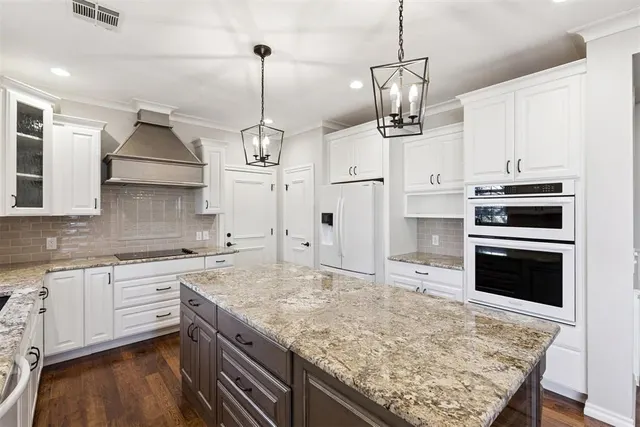 Photo 7 — 11300 Quail Creek Road 14, Oklahoma City, OK 73120