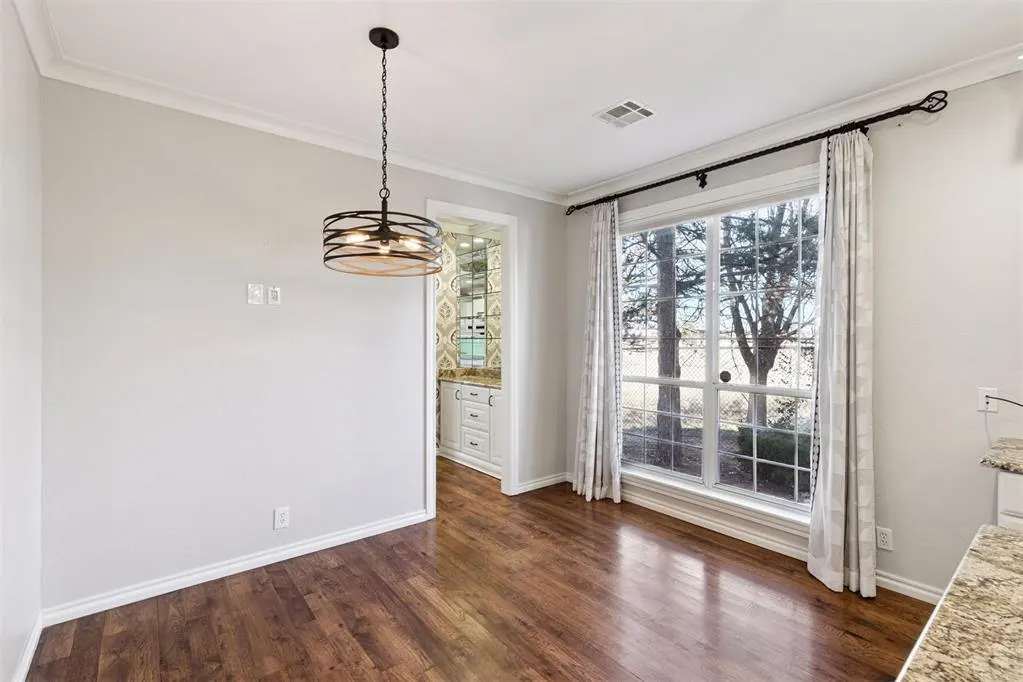 Photo 8 — 11300 Quail Creek Road 14, Oklahoma City, OK 73120