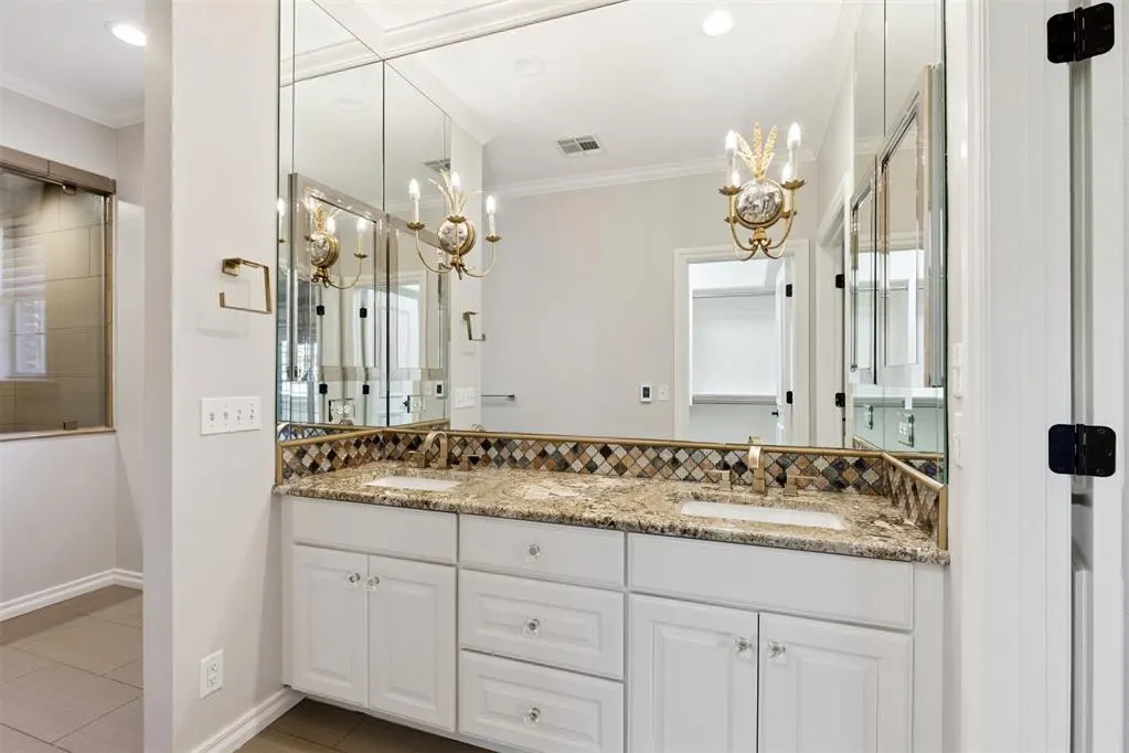 Photo 15 — 11300 Quail Creek Road 14, Oklahoma City, OK 73120