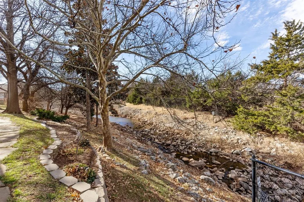 Photo 24 — 11300 Quail Creek Road 14, Oklahoma City, OK 73120