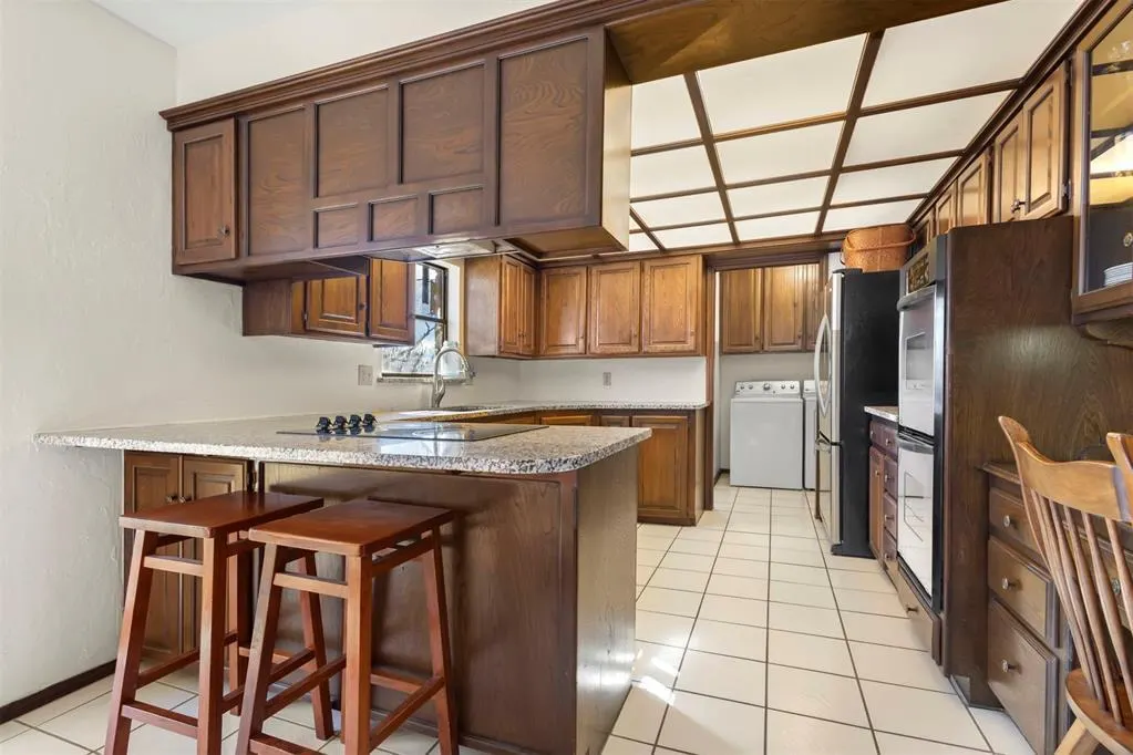 Photo 12 — 4404 Tamarisk Drive, Oklahoma City, OK 73120