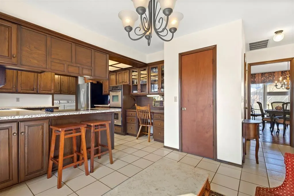 Photo 13 — 4404 Tamarisk Drive, Oklahoma City, OK 73120