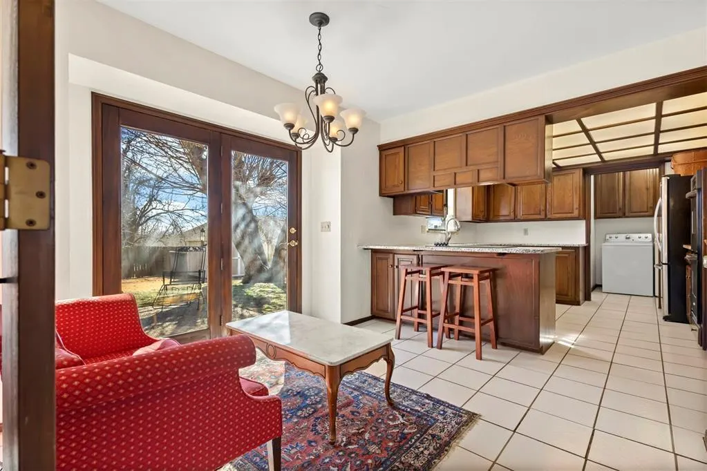 Photo 14 — 4404 Tamarisk Drive, Oklahoma City, OK 73120