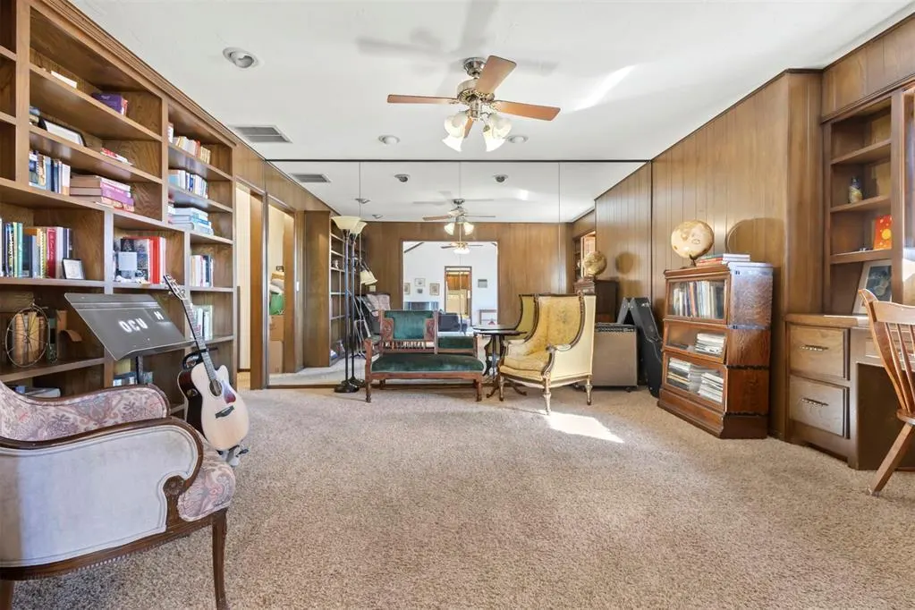 Photo 18 — 4404 Tamarisk Drive, Oklahoma City, OK 73120