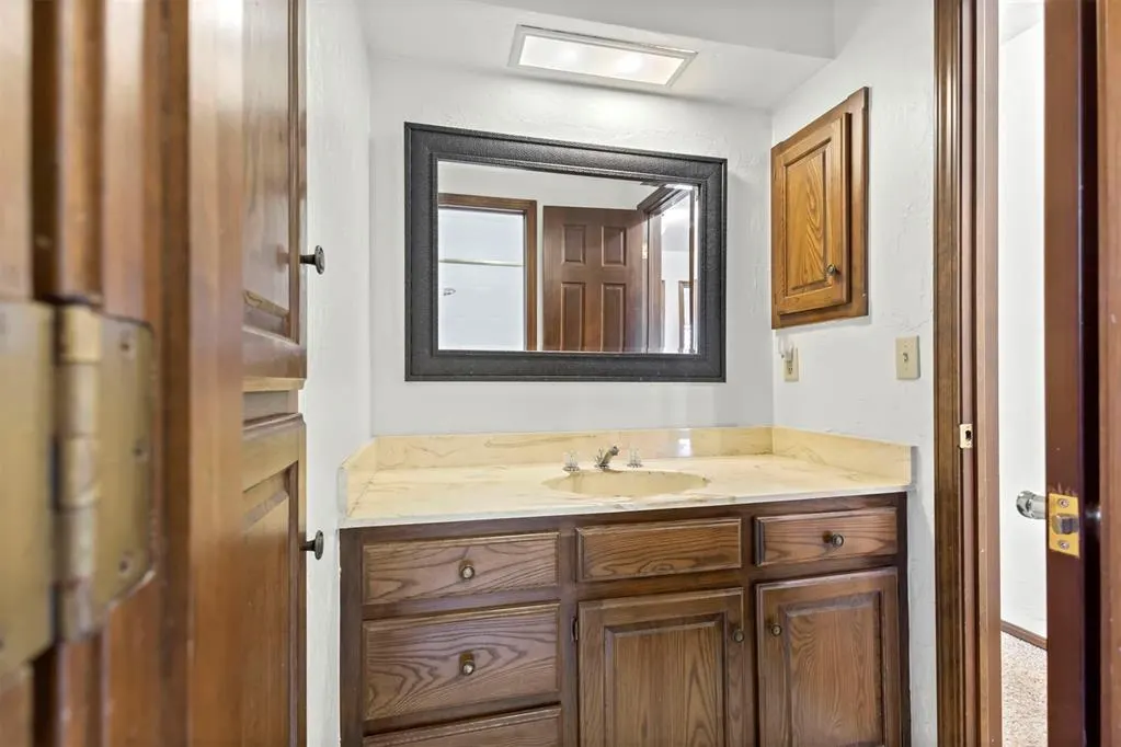 Photo 26 — 4404 Tamarisk Drive, Oklahoma City, OK 73120