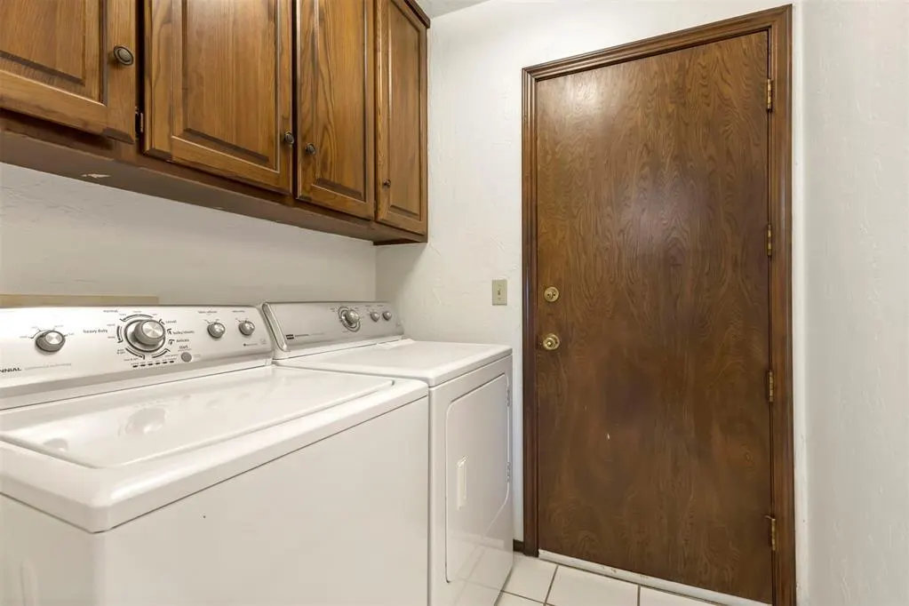 Photo 32 — 4404 Tamarisk Drive, Oklahoma City, OK 73120
