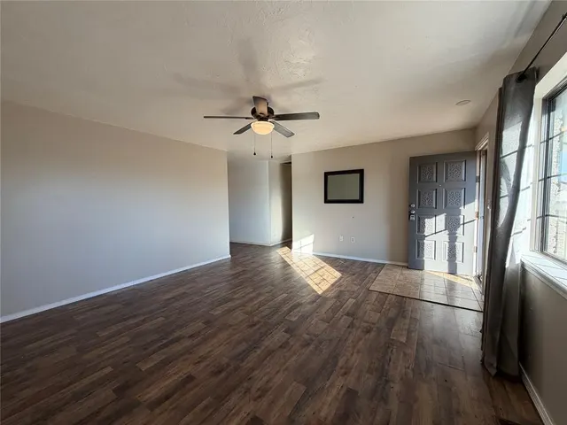 Photo 5 — 908 SW South Street, Minco, OK 73059