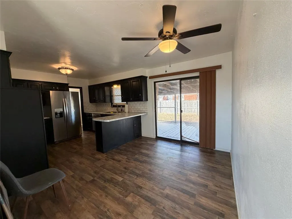 Photo 8 — 908 SW South Street, Minco, OK 73059