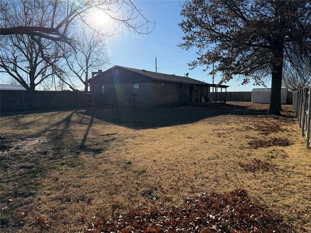Photo 20 — 908 SW South Street, Minco, OK 73059