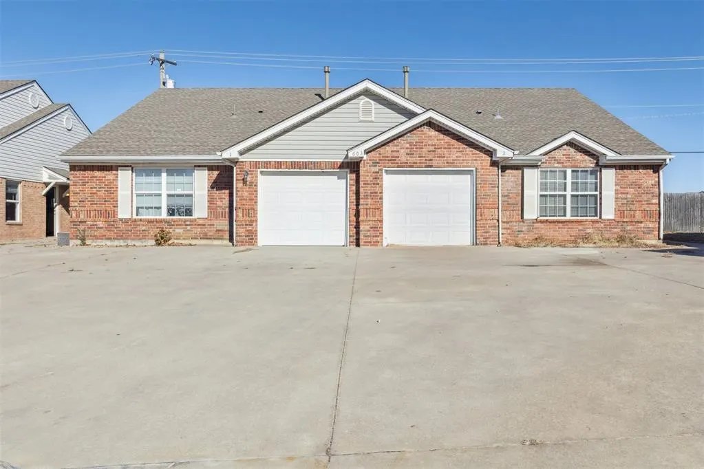 Front exterior — 603 Welston Circle 605, Norman, OK 73071