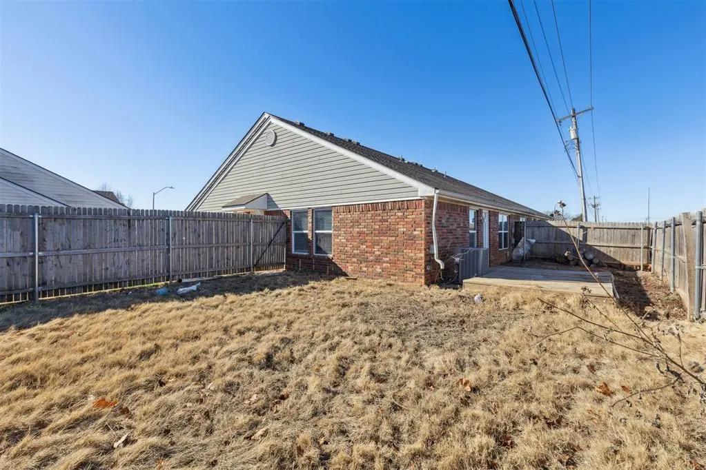 Photo 21 — 603 Welston Circle 605, Norman, OK 73071