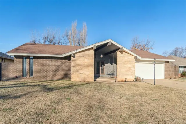Photo 6 — 6705 N Barr Avenue, Oklahoma City, OK 73132
