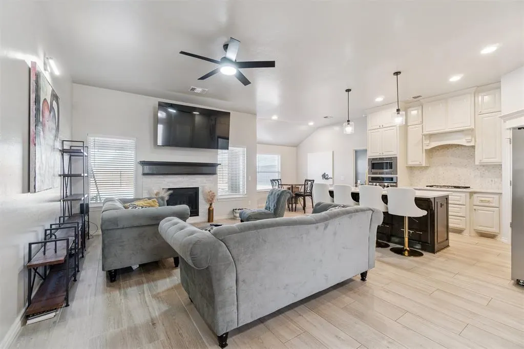 Photo 9 — 9913 NW 143rd Street, Yukon, OK 73099
