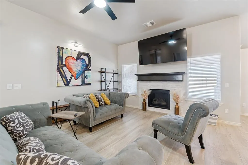 Photo 11 — 9913 NW 143rd Street, Yukon, OK 73099