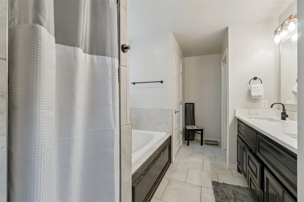 Photo 30 — 9913 NW 143rd Street, Yukon, OK 73099