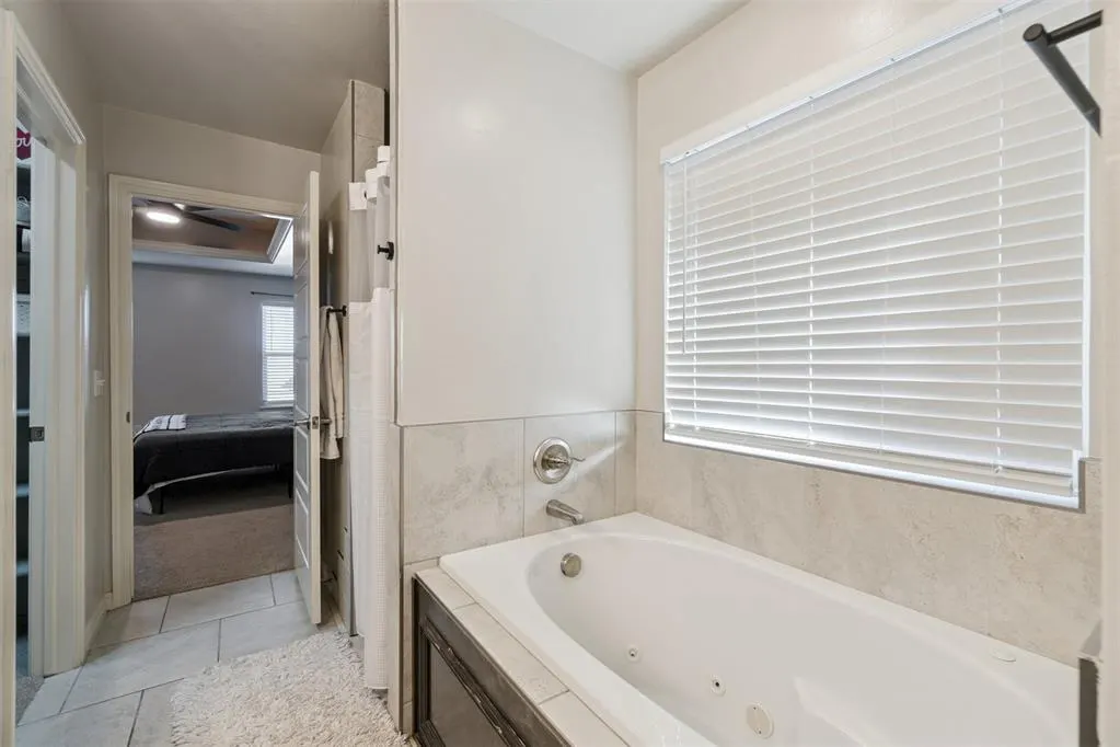 Photo 32 — 9913 NW 143rd Street, Yukon, OK 73099